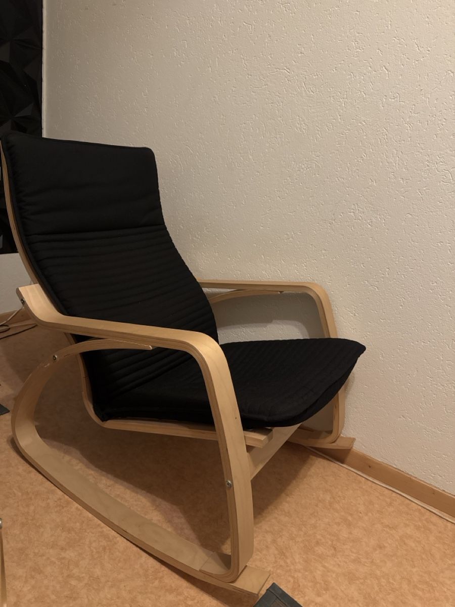 Poltrone: IKEA POÄNG SESSEL – Usato da Opfikon venduto da Aylin.7
