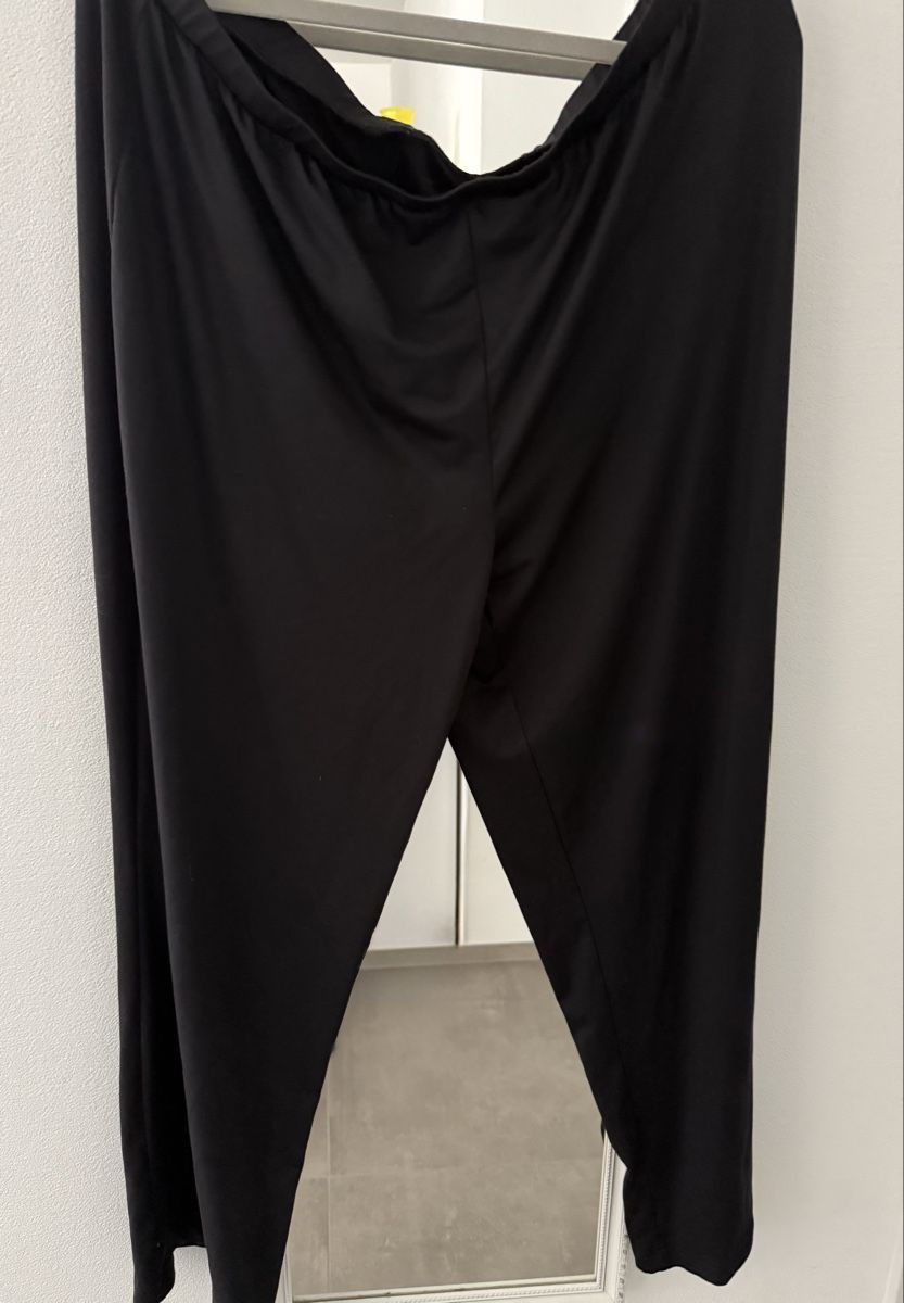 Tchibo Pantaloni: Schlupfhose  Grösse 48/50    Tchibo – Usato da Pfeffikon LU venduto da pepino17 1
