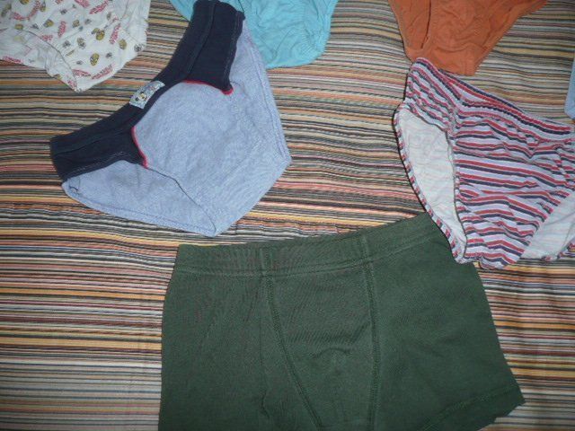 Unterwäsche: Unterhosen Knabe – Gebraucht aus Zug von falama 1