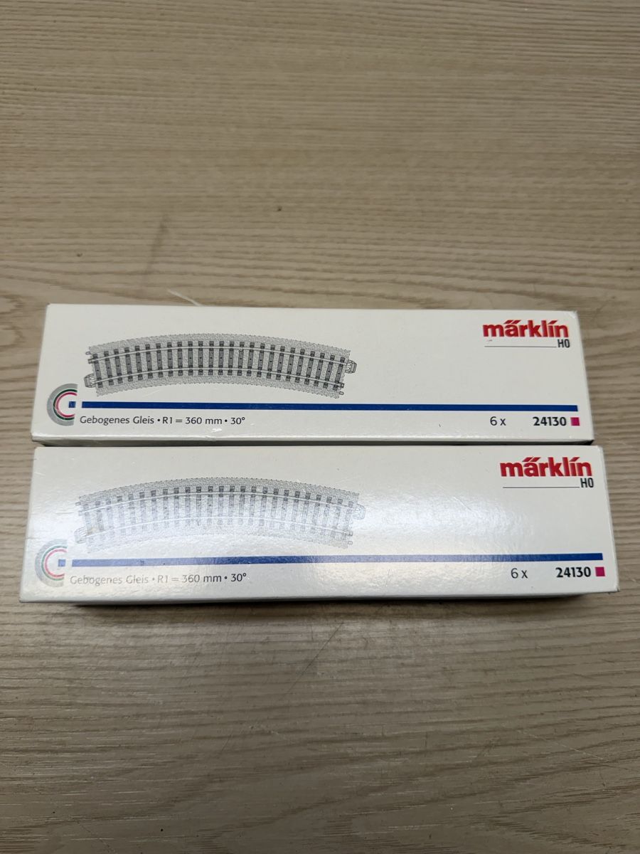 Märklin Modellini di ferrovie: Marklin gebogene Gleis R1 – Nuovo (secondo la descrizione) da Herzogenbuchsee venduto da ioa_zcm6