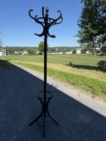 Schöne, alte Kleiderständer aus Holz, Vintage Look!