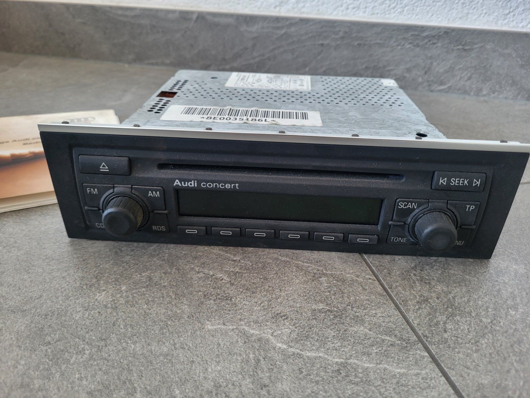 Radios: Auto Radio Audi Concert – D'occasion à Eschenz par Bicco1 1