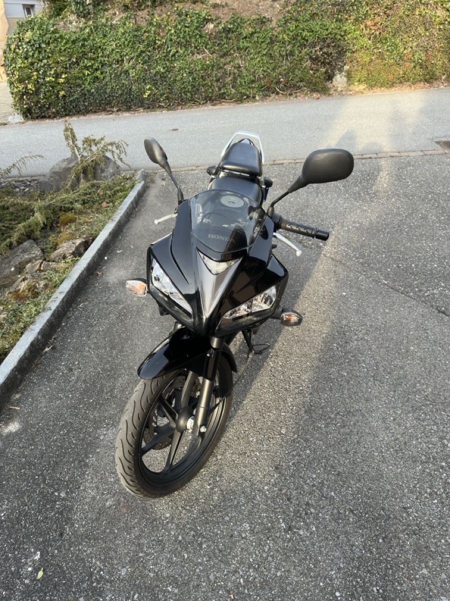 Route: Honda CBR 125 – D'occasion à Uznach par fis_h59t 1