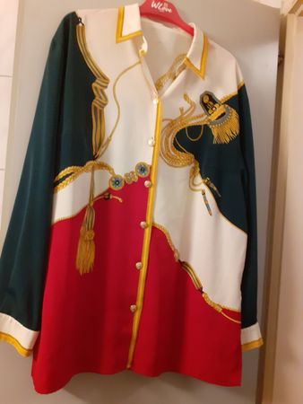 Bluse mit Muster Rot Weiss Grösse 46 guter Zustand