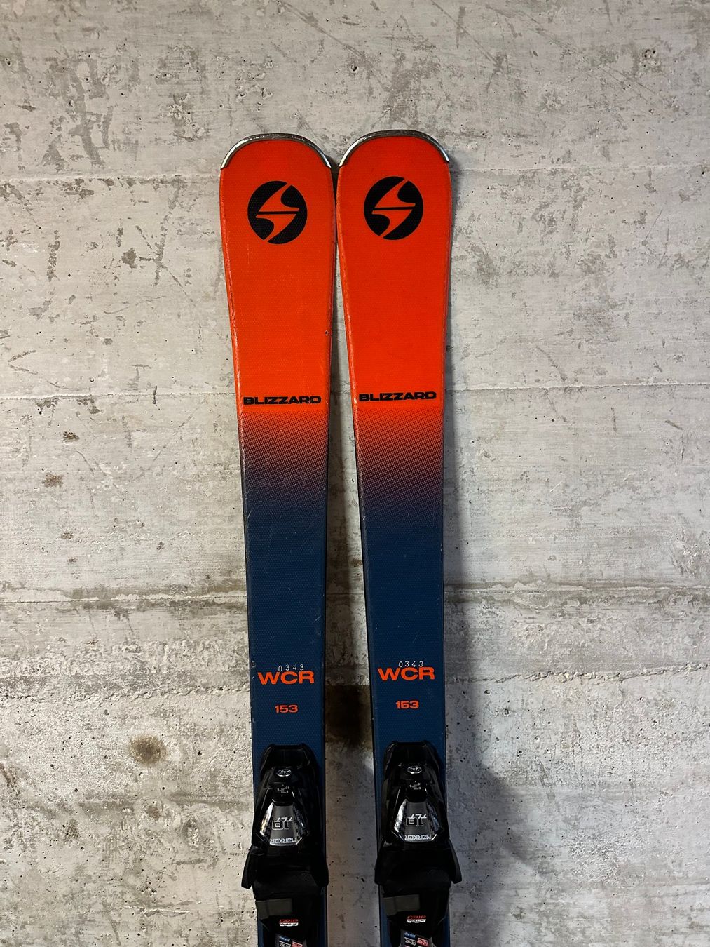 Blizzard Sci: Blizzard WCR Ski 153CM 2023 – Usato da Emmenbrücke venduto da karkarkar 1