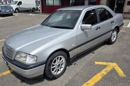 Mercedes Benz c180