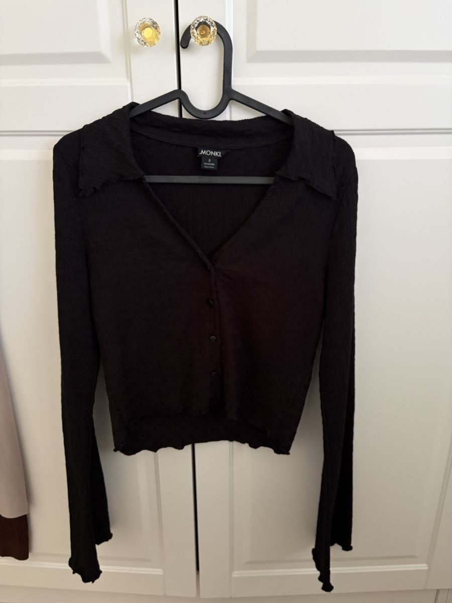 Tops: Cardigan noir Monki - Taille M – Gebraucht aus Monthey von Sevdije.Kololli