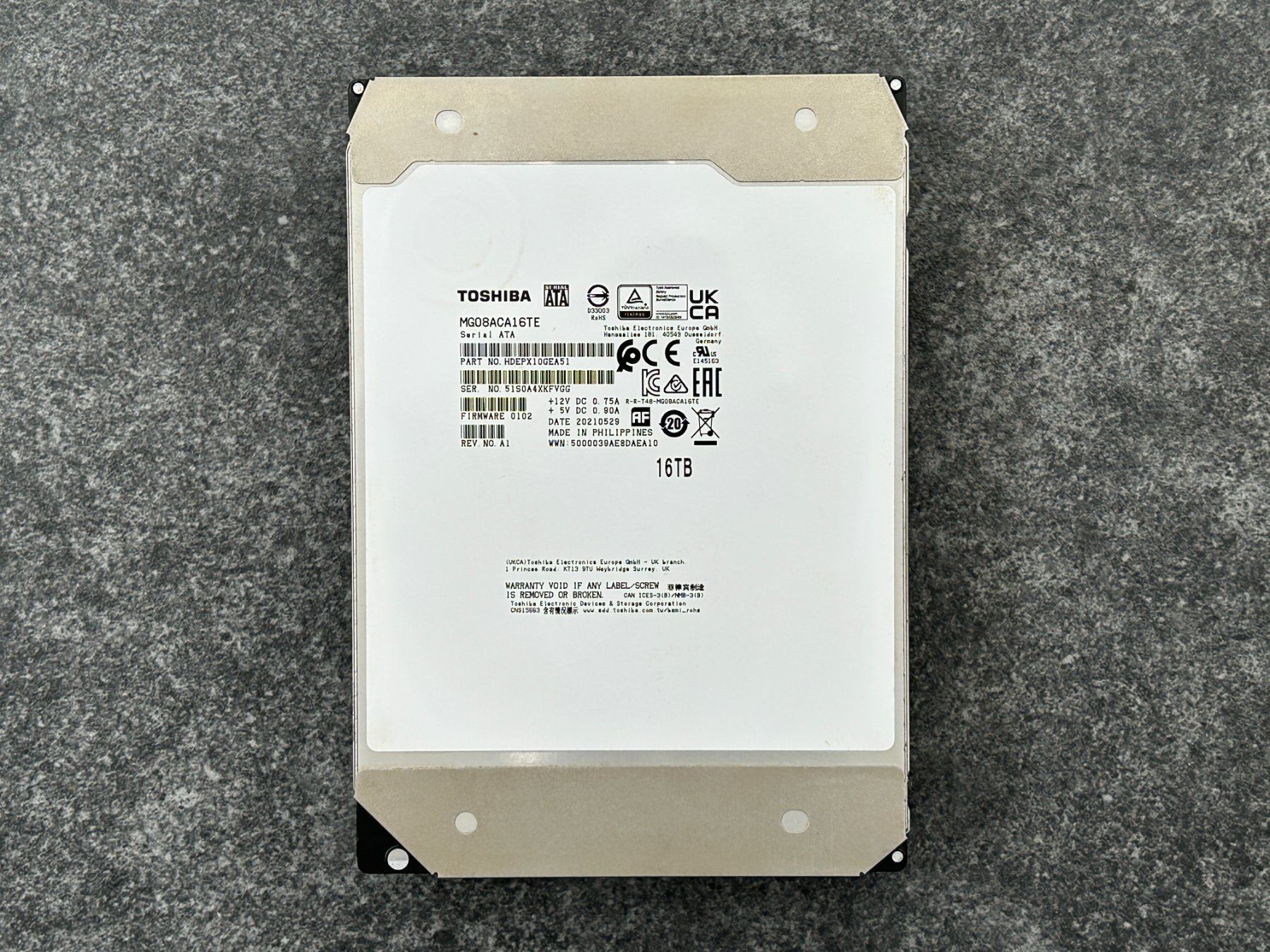 Toshiba Dischi rigidi: Toshiba 16TB MG08ACA16TE – Usato da Liestal venduto da Cello103