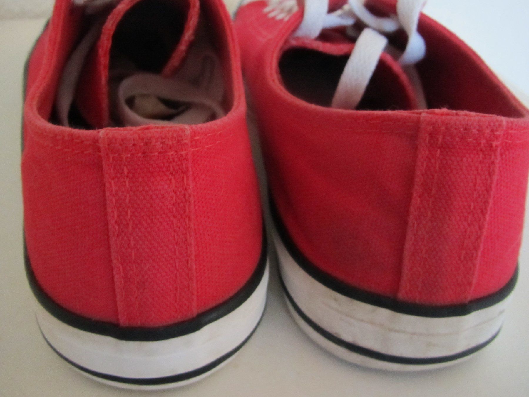 Scarpe da uomo: BASKET  SINSAY 39 – Usato da Murten venduto da Selliot 2