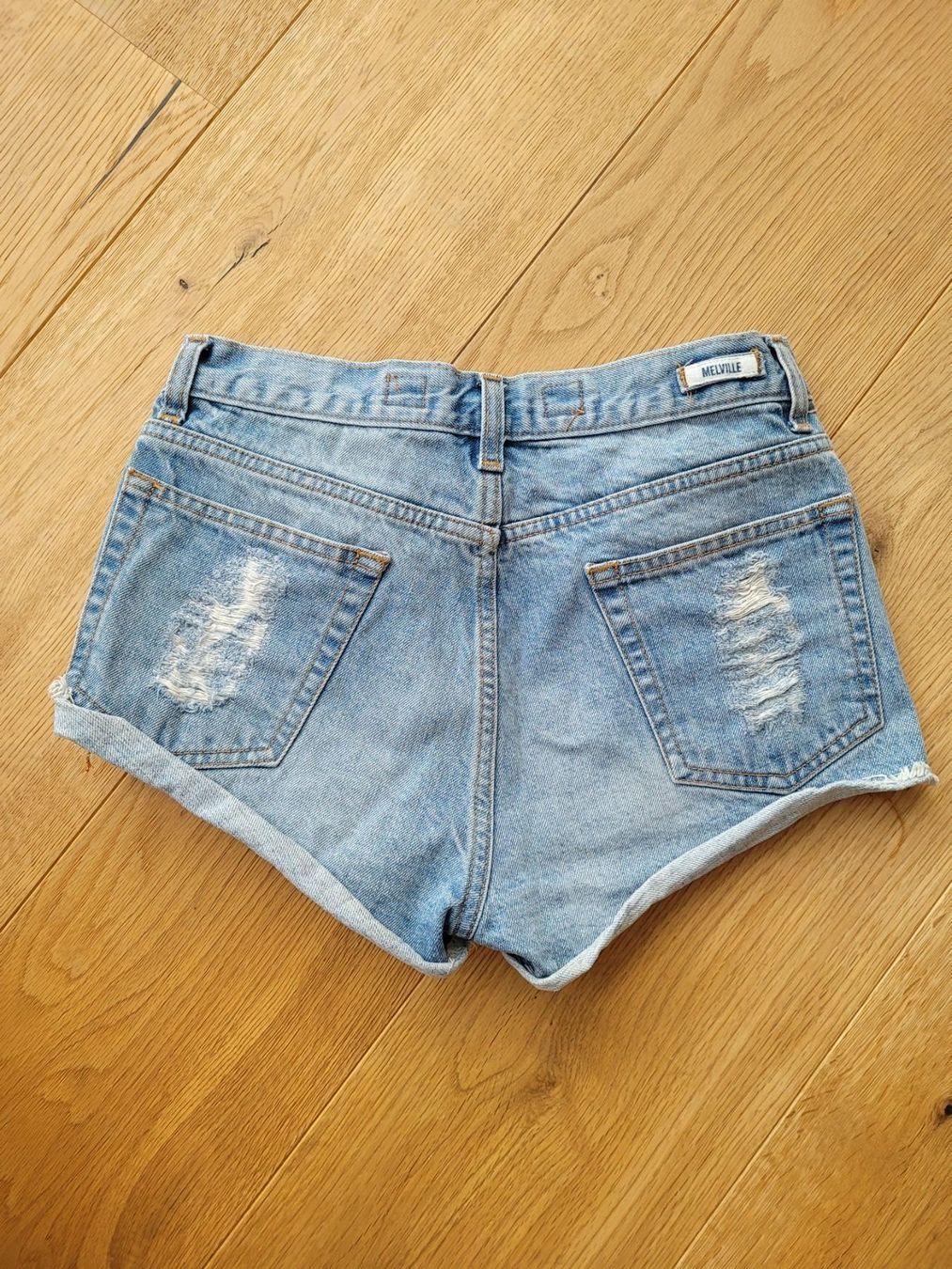 Brandy Melville Jeans: Brandy Melville Jeansshorts – Usato da Rheinfelden venduto da DHS 5