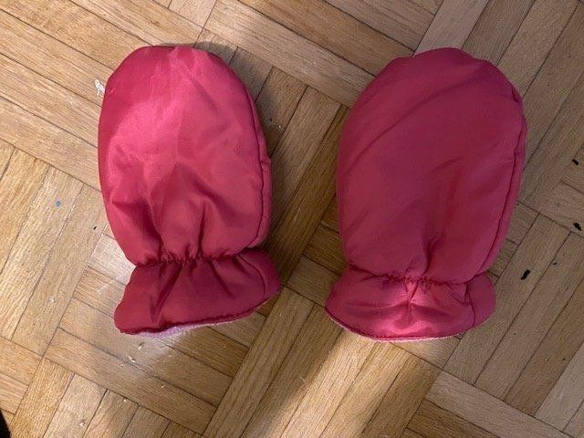 Guanti & manicotti: Handschuhe Skihandschuhe 3-4 Jahre – Usato da Emmen venduto da Aribini