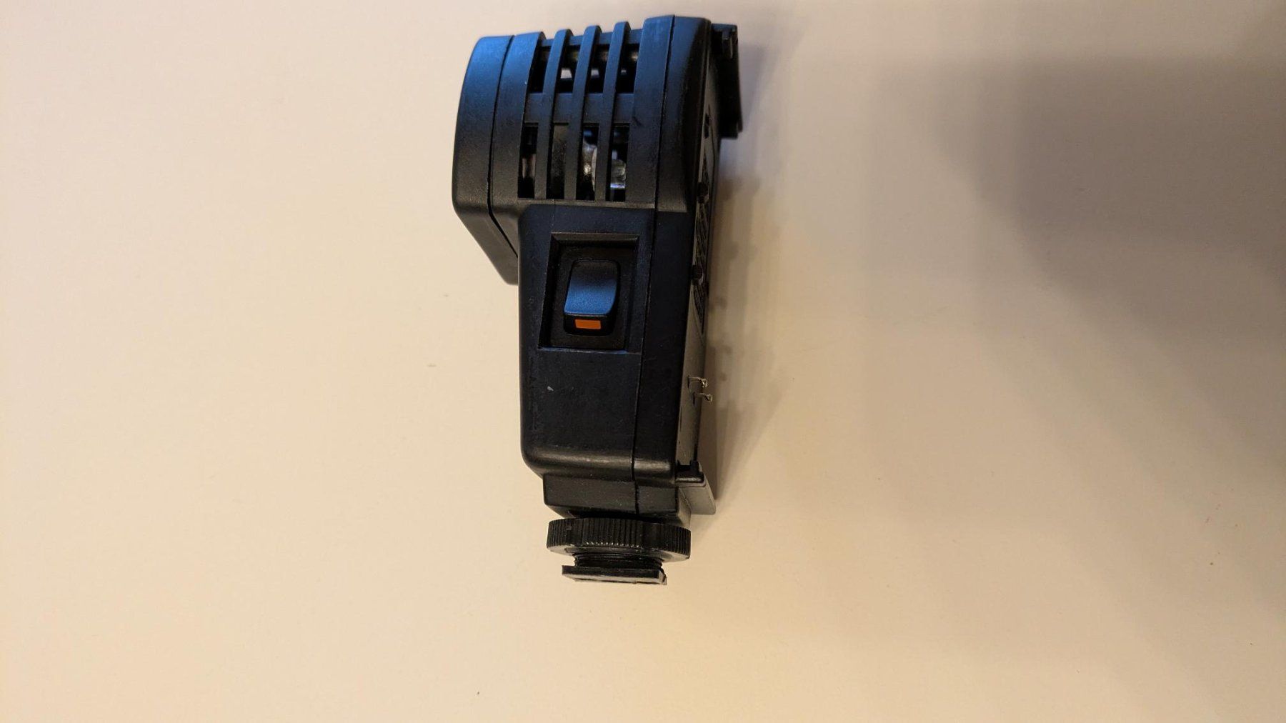 Hama Lampade: Hama : Spot halogène Videolite 20W – Usato da Apples venduto da lverschu 1