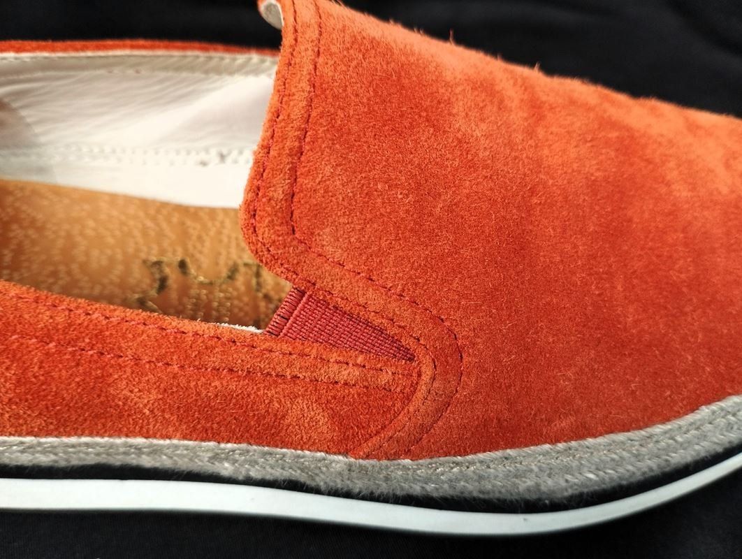 Prada Damenschuhe: PRADA Slipper Gr. 37½ – Gebraucht aus Schübelbach von Restwert_Schubelbach 5