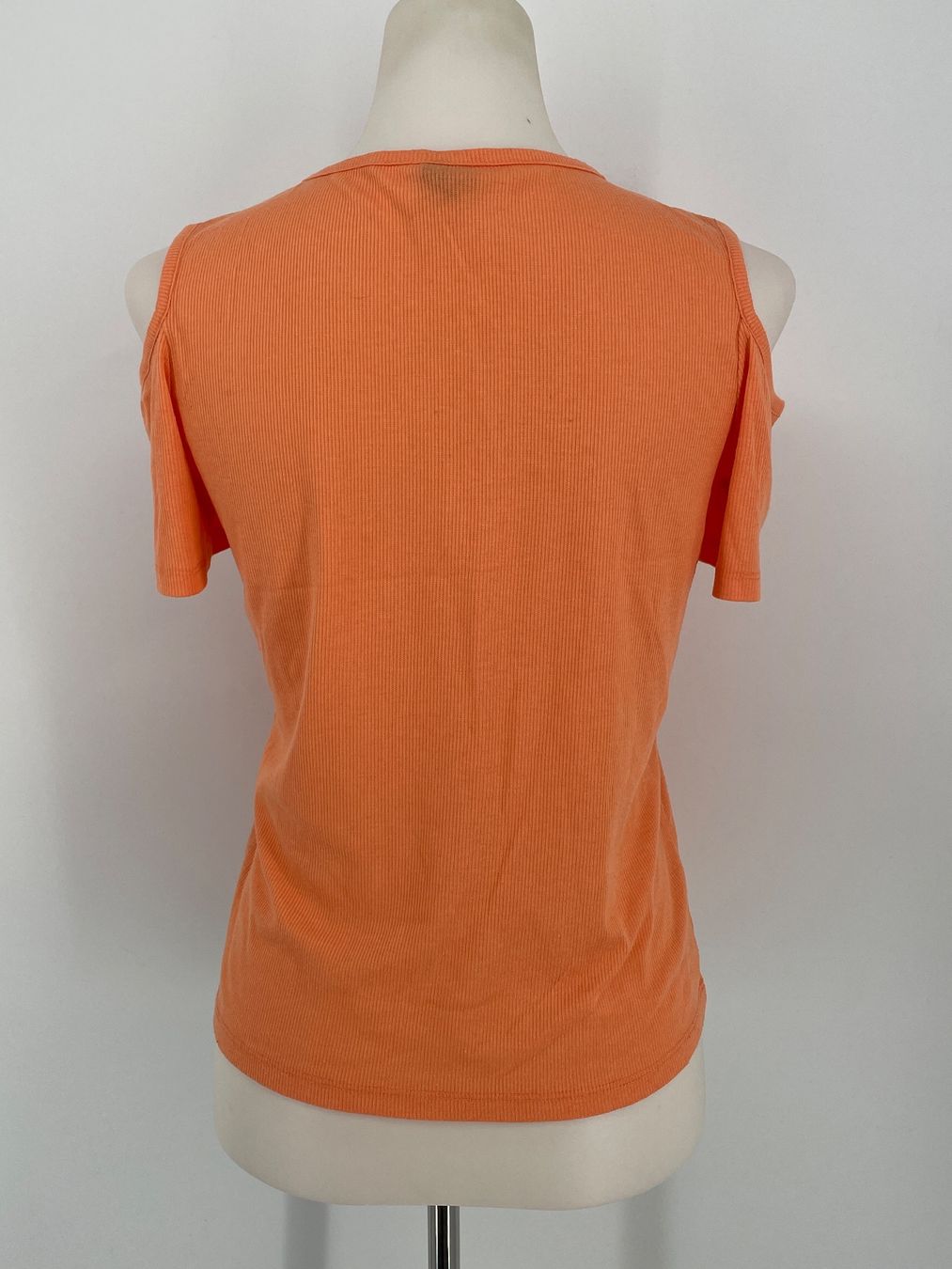 H&M T-shirt: Shirt mit Cut-Outs Gr. M von H&M – Usato da Auenstein venduto da moin. 3