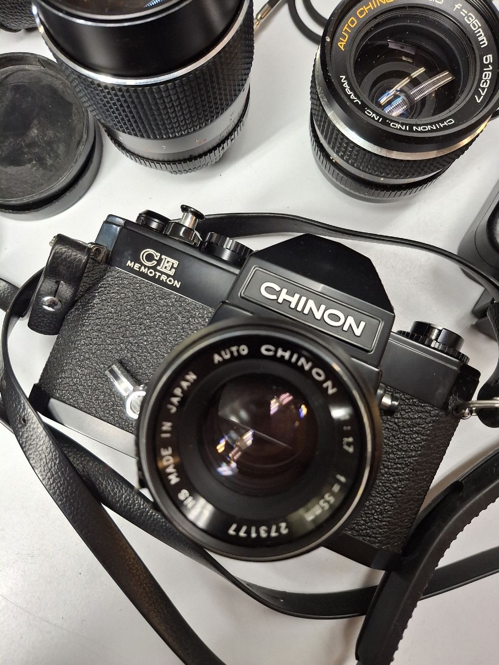 Fotocamera: Chinon CE Memotron inkl. 3 Objektive – Usato da Fislisbach venduto da HurtiBrocki 1