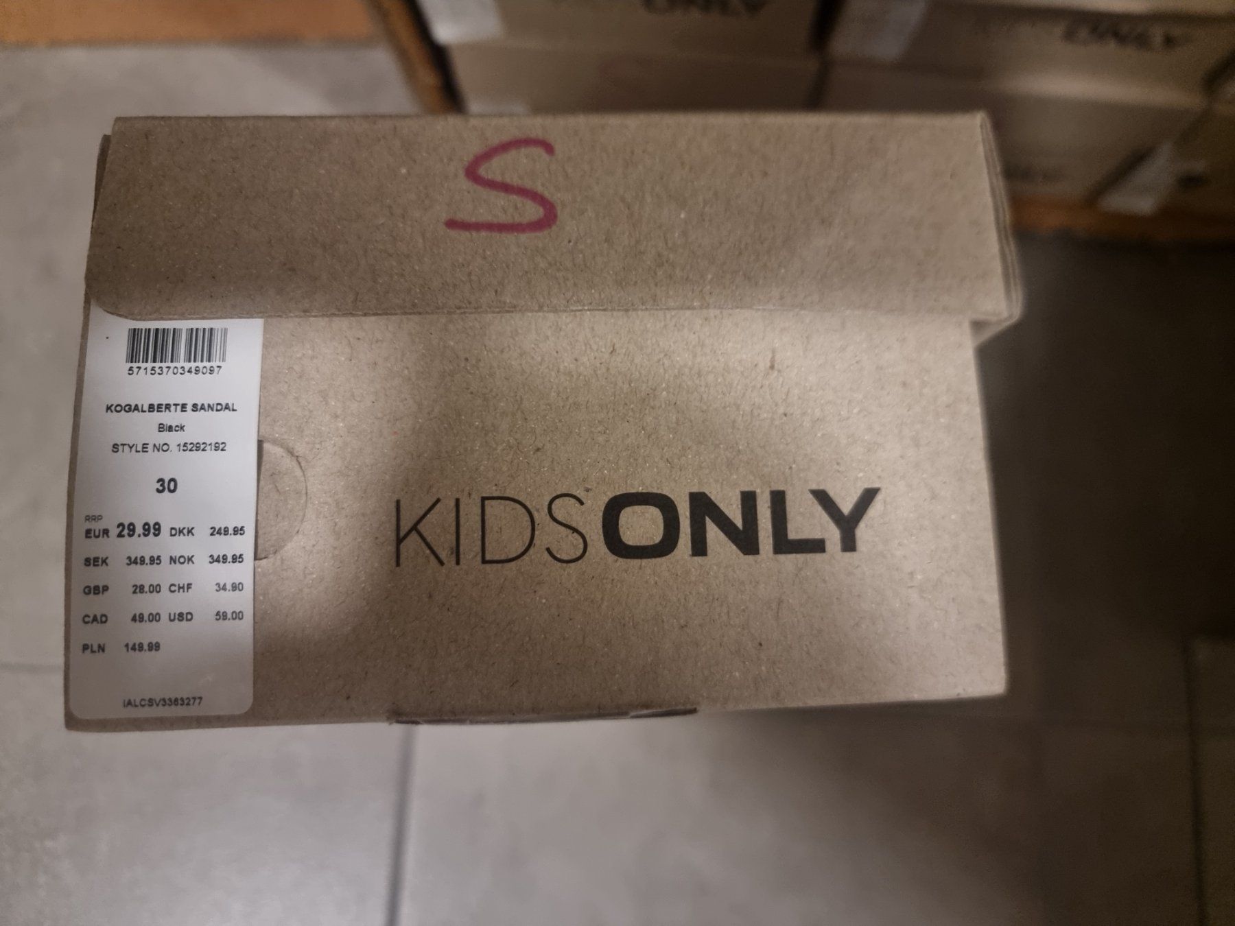 Only Scarpe per ragazze: Sandalen Only Kids Schwarz – Nuovo e nell'imballaggio originale da Gunzwil venduto da daryl090496 3