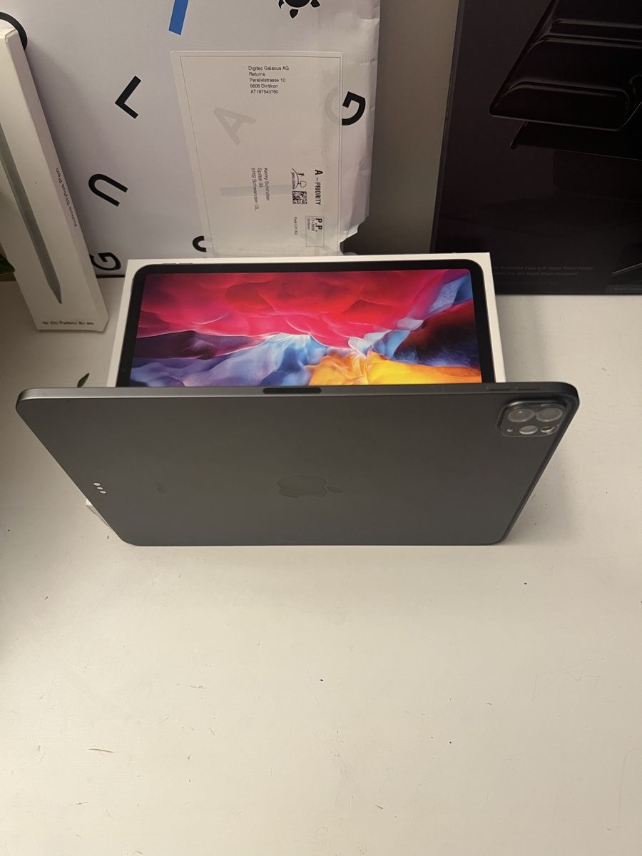 Apple Tablet PC: IPad Pro 11( 3 Generation/256 GB ) – Difettoso da Schwanden GL venduto da Die-Stille 7
