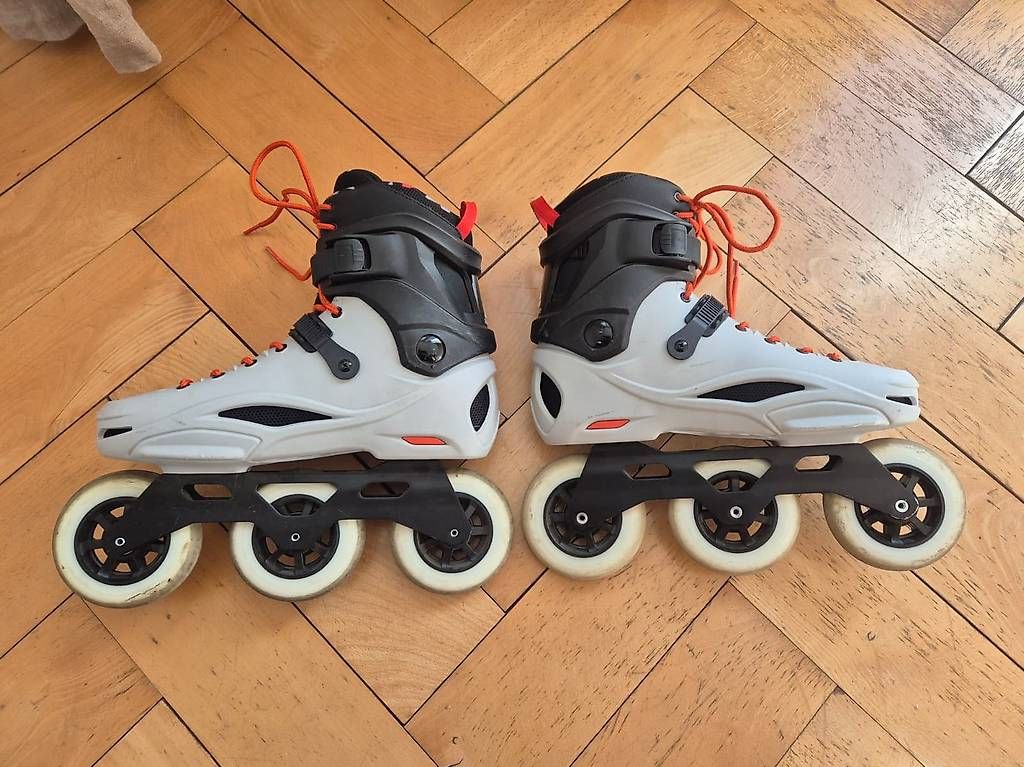 Pattini in linea & Pattini a rotelle: Rollerblades Gr. 45,5 – Usato da schwyz venduto da Baschi020 3