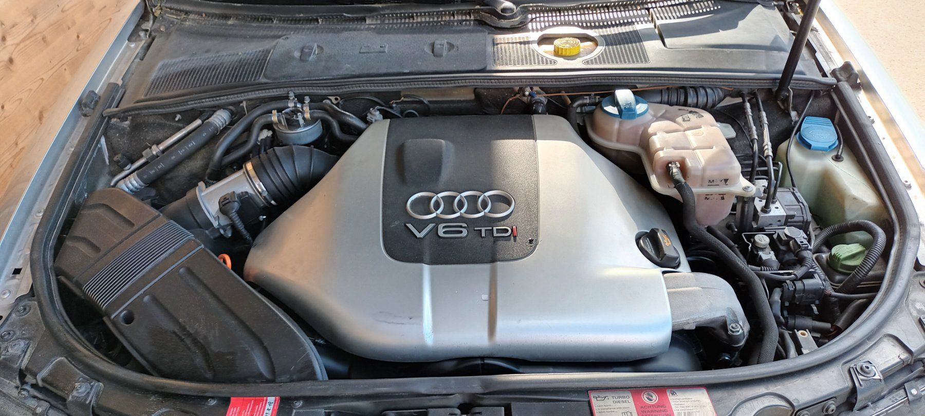 Audi Automobili: AUDI A4 Limousine 2.5 TDI quattro – Usato da Langnau i. E. venduto da Quattroa4 3