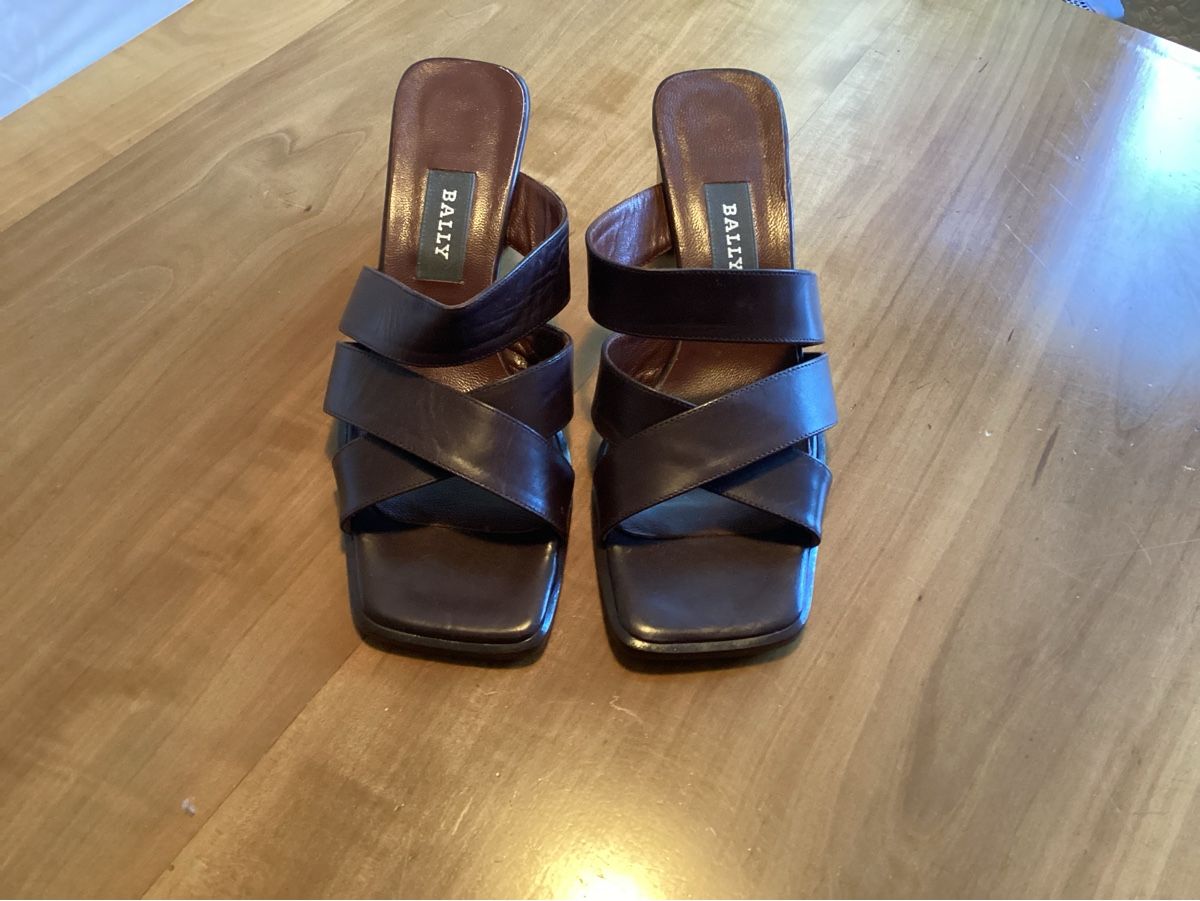 Bally Scarpe da donna: Spezielle Bally Sandaletten – Nuovo (secondo la descrizione) da Wil SG venduto da tho_tm8v