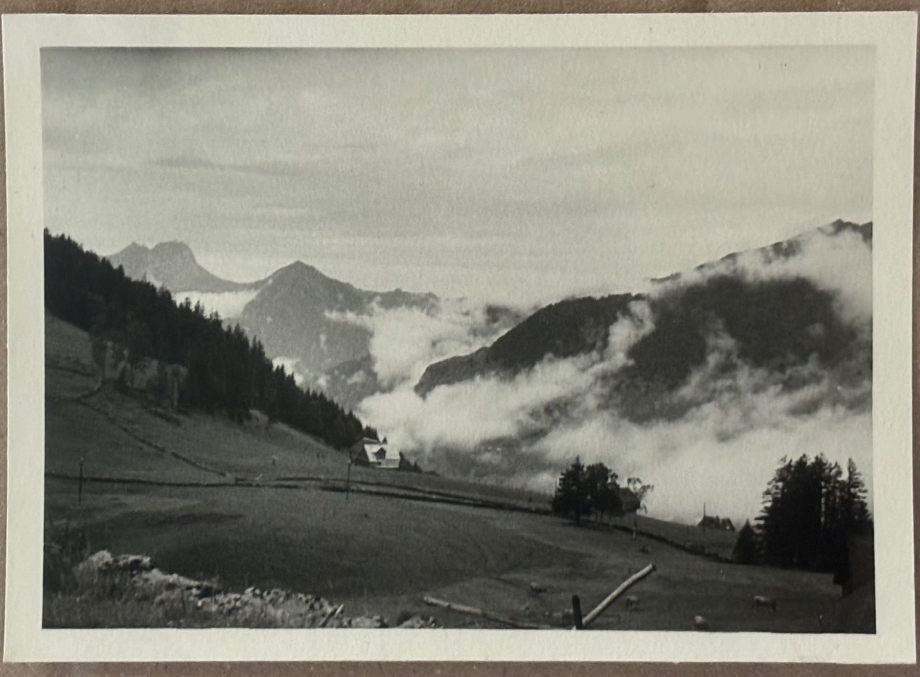 Cartoline postali: Privatfoto 1942 - Amden – Usato da Frauenfeld venduto da Merk52