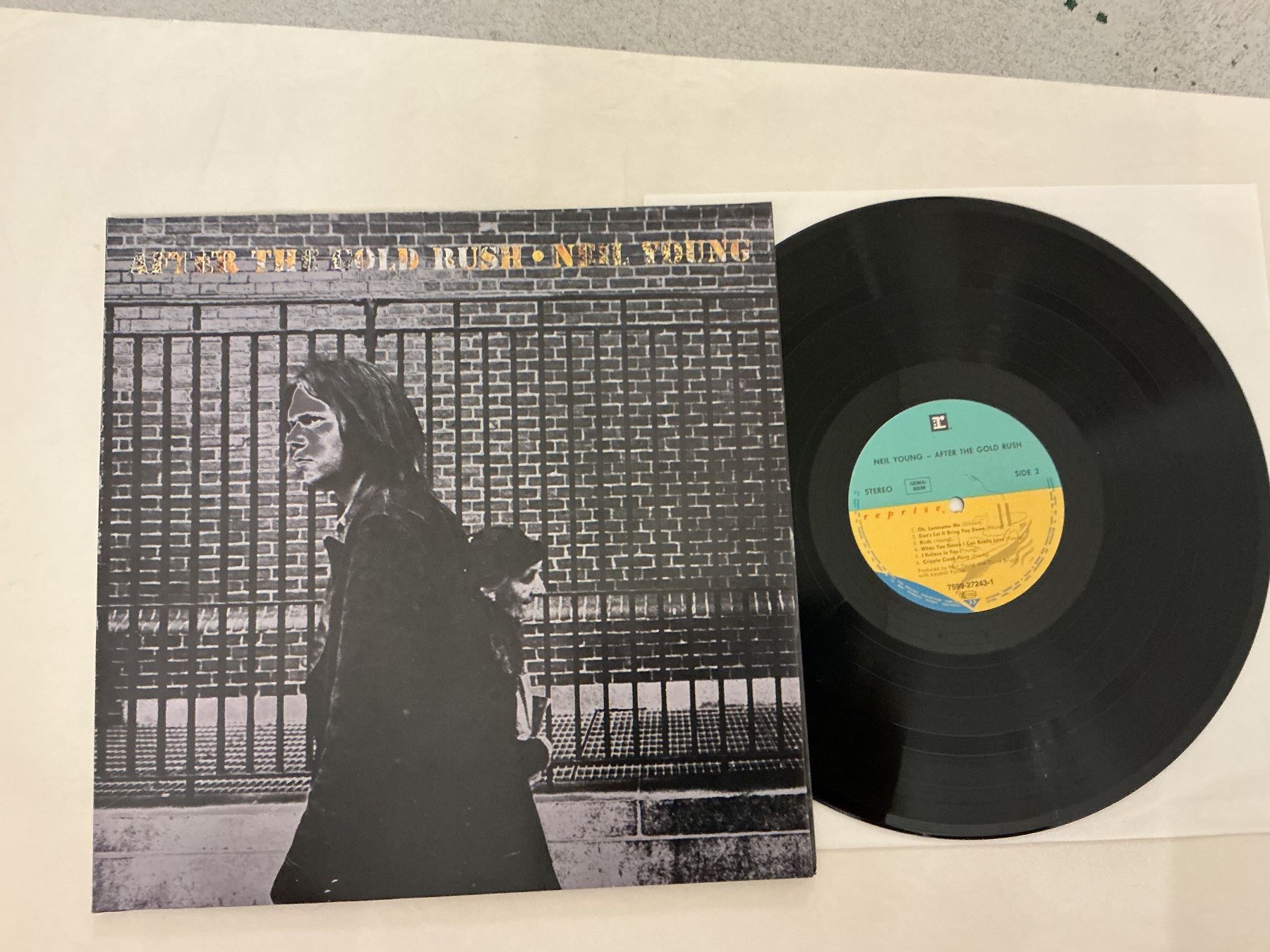 Dischi in vinile: Neil Young LP - After The Gold Rush – Usato da Winterthur venduto da Tumko_7_Vinyl