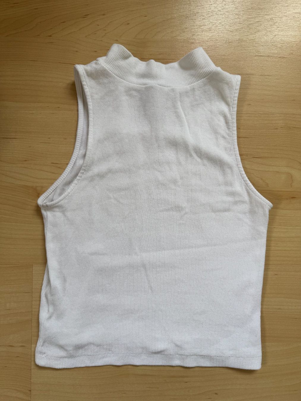 H&M Top: Top crup top - H&M – Usato da Denens venduto da sar_5wlm 2