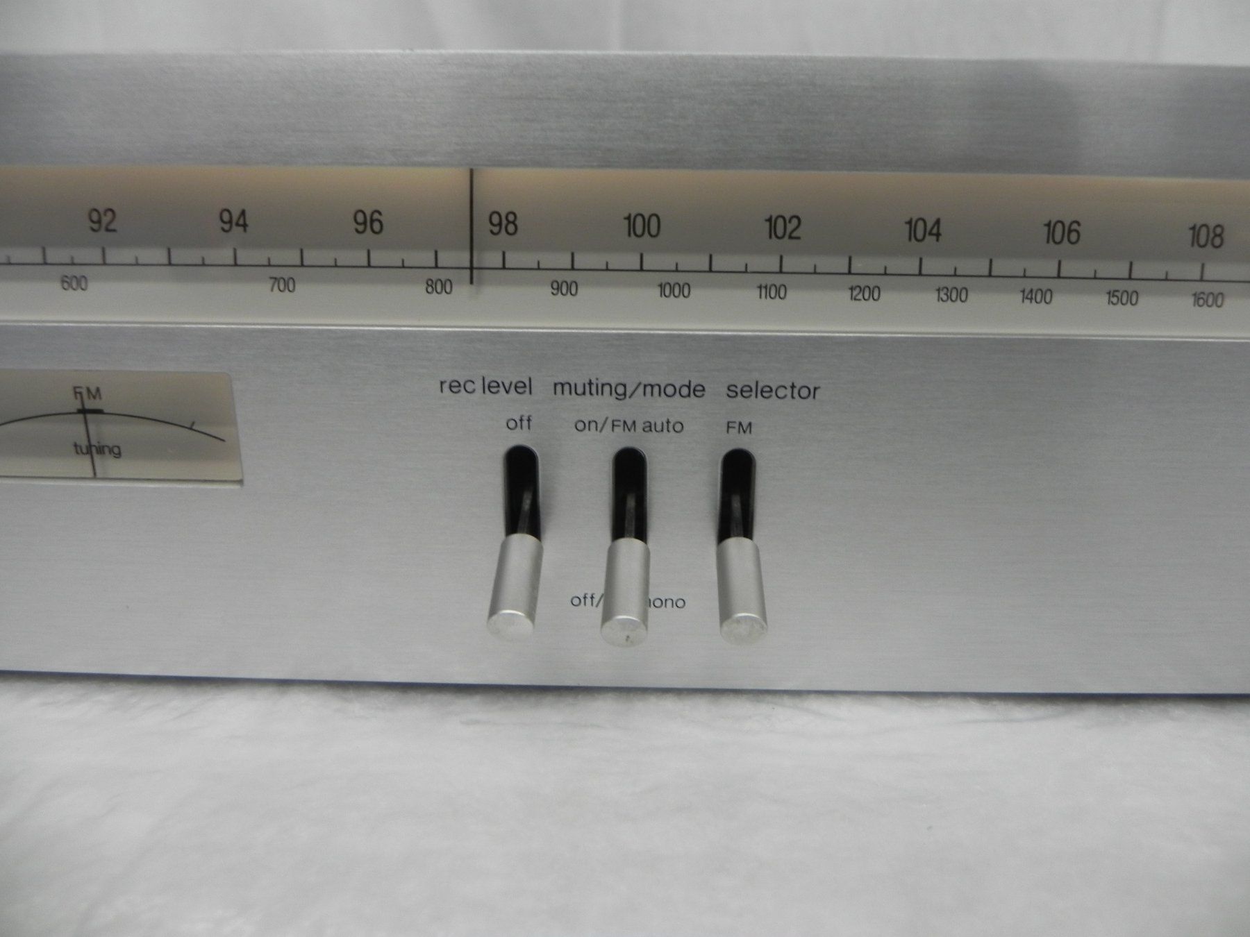 Technics Radio: Technics Tuner ST-9031 Revidiert Total Liquidation – Usato da Basel venduto da Life-Style-Art 2
