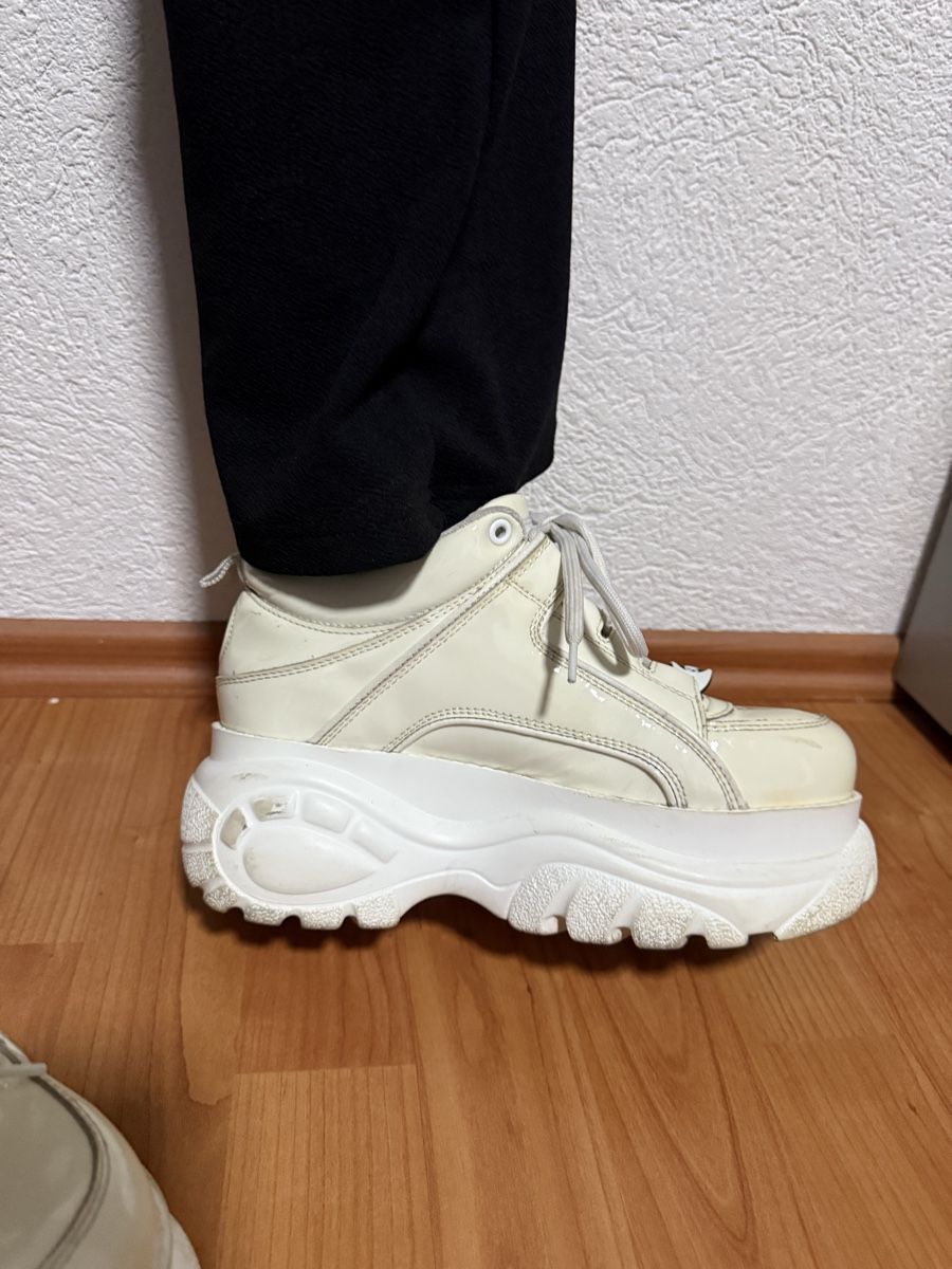 Buffalo Scarpe da uomo: Buffalo Plateau Sneaker, White, Grösse 38 – Usato da Zug venduto da Kiki99 2