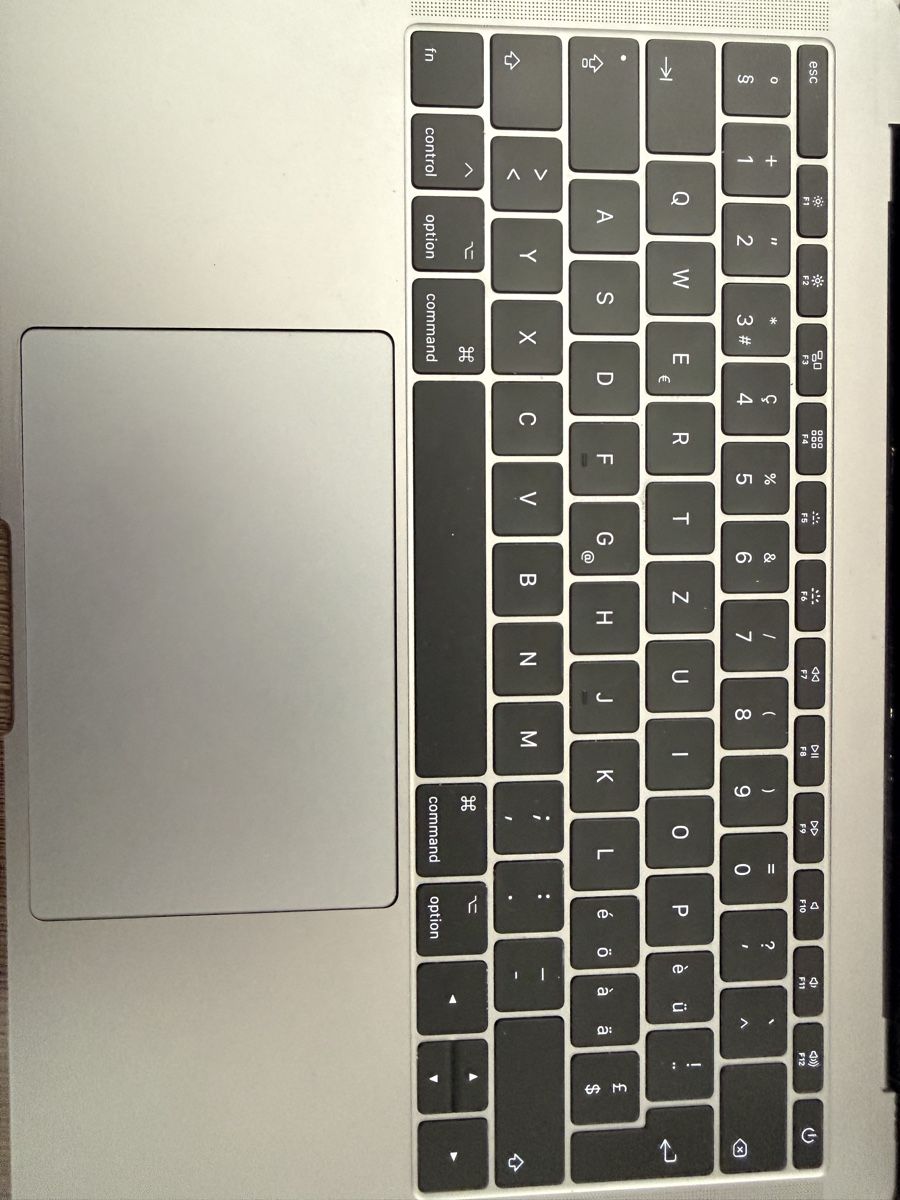 Apple PC: MacBook Pro 13" 2017, Intel Core i7 - État Impeccable ! (59) – Usato da La Chaux-de-Fonds venduto da hed_27yb 4