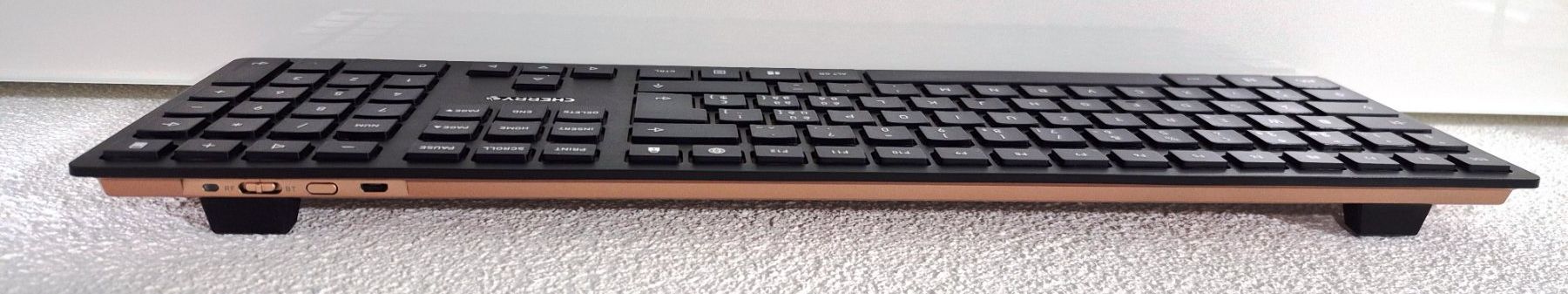 Tastiere: CHERRY DW 9000 SLIM, Bluetooth Keyboard (CH) Schwarz – Usato da Höri venduto da Nastaq 4