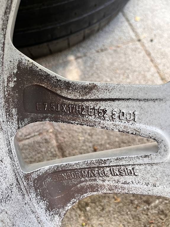Ford Jantes: Original Ford Felgen 17" – D'occasion à Burgdorf par Groombridge 3