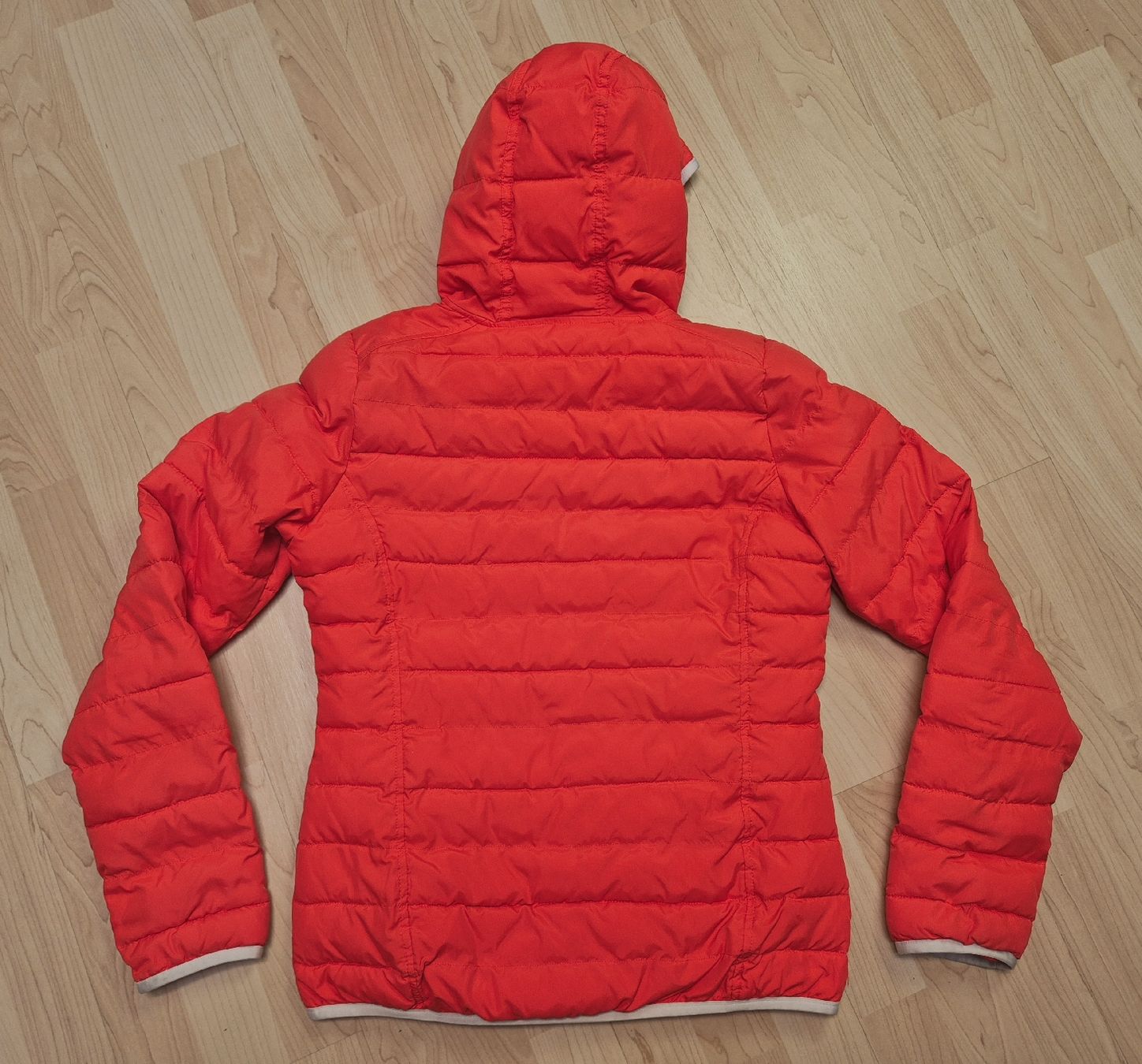 Adidas Giacche: Rare Adidas 2013 Daunenjacke Grösse S – Nuovo (secondo la descrizione) da St. Gallen venduto da CaliSunshine 1