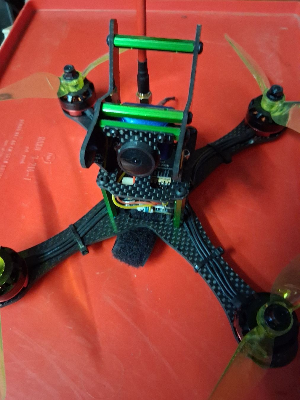 TBS Modellismo RC: QuadQuestions QQ190 FPV RaceDrohne mit TBS Stack – Usato da St. Gallen venduto da SchweizoMat
