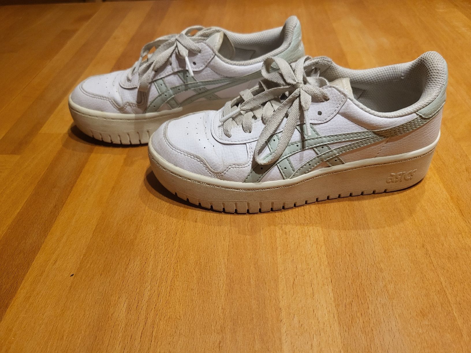 Asics Scarpe da donna: Asics Grösse 38 – Usato da Zunzgen venduto da tir_2gh6 2