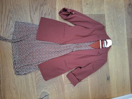 Schickes Herbst-Set: Kleid mit Blazer, Grösse 36!