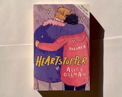 Heartstopper by Alice Oseman - Volume 4