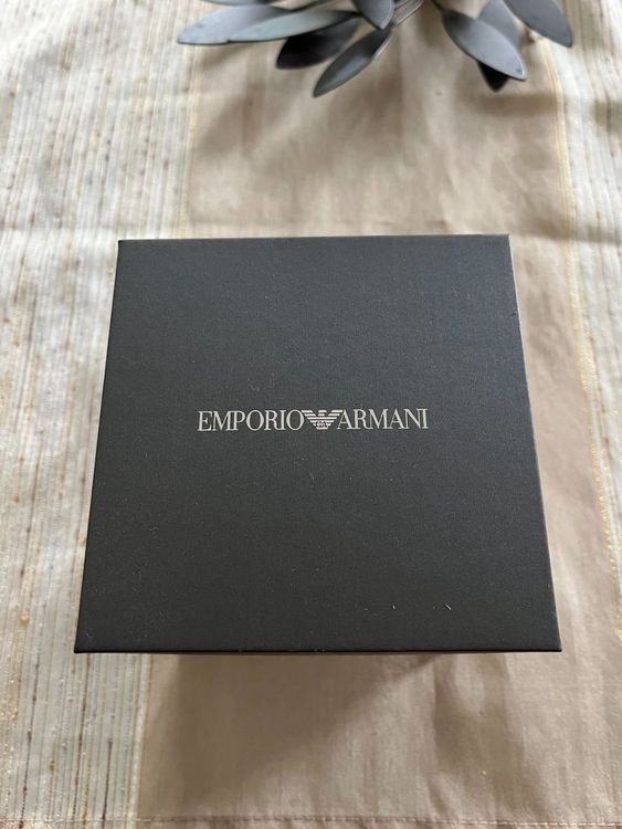 Armani Uhren: ARMANI Damen Uhr Fabrikneu – Neu und originalverpackt aus Kleindöttingen von nev_tn7c 3