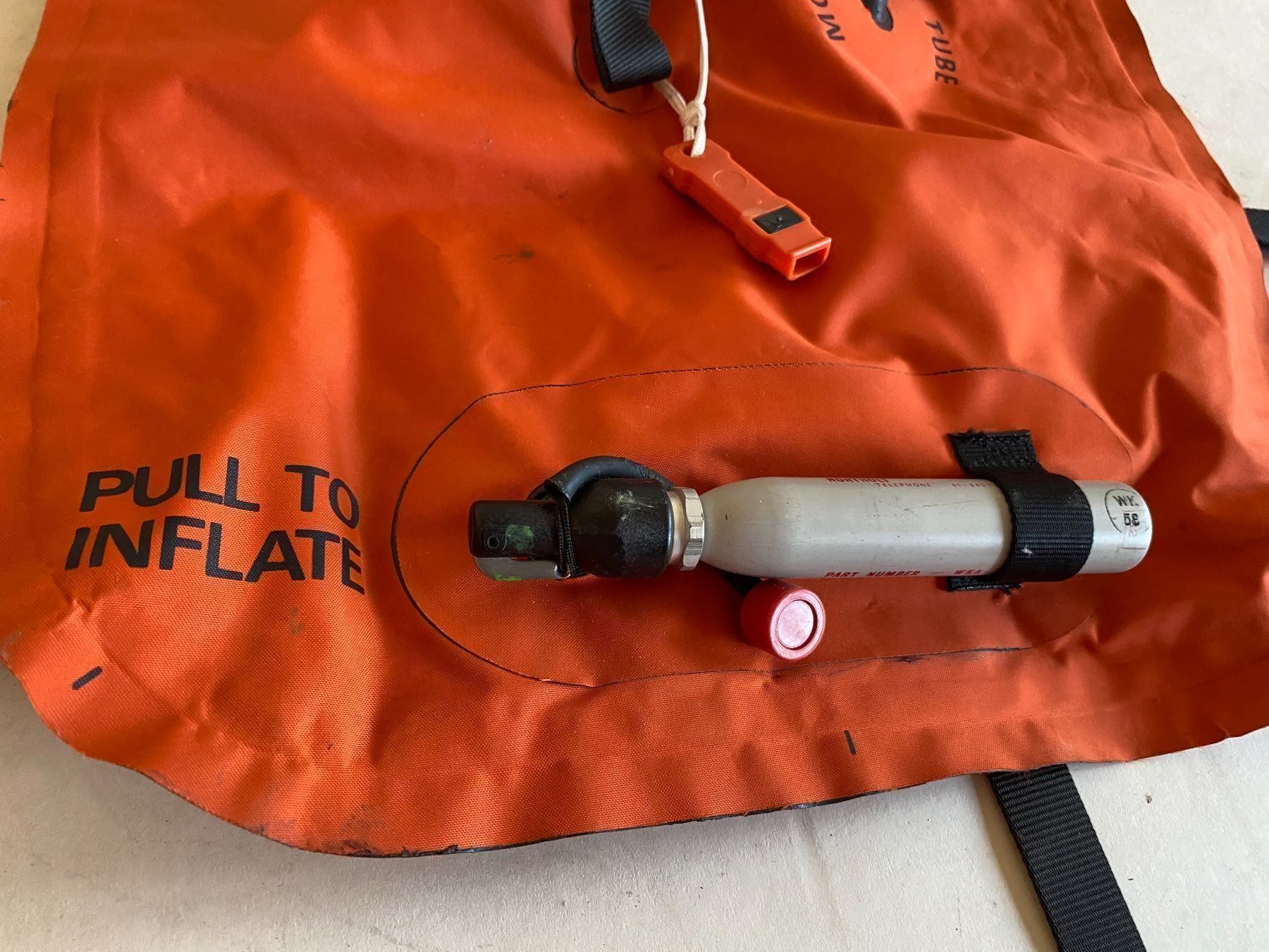Giubbotti di salvataggio: Alte Schwimmweste zu Verkaufen – Usato da Riniken venduto da Tape5 2