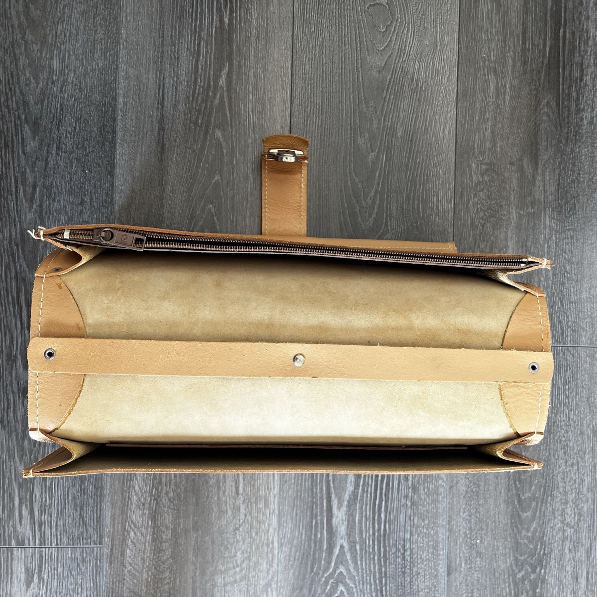 Koffer & Taschen: Schultasche – Gebraucht aus Astano von thriftshop42 2