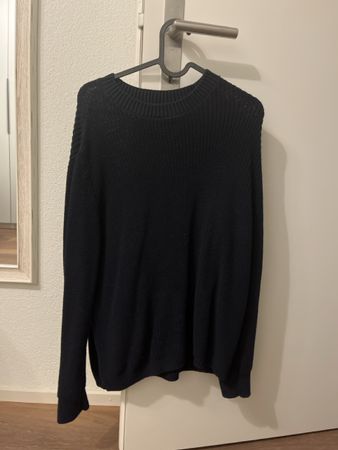 Dunkelblauer Strickpullover Grösse S