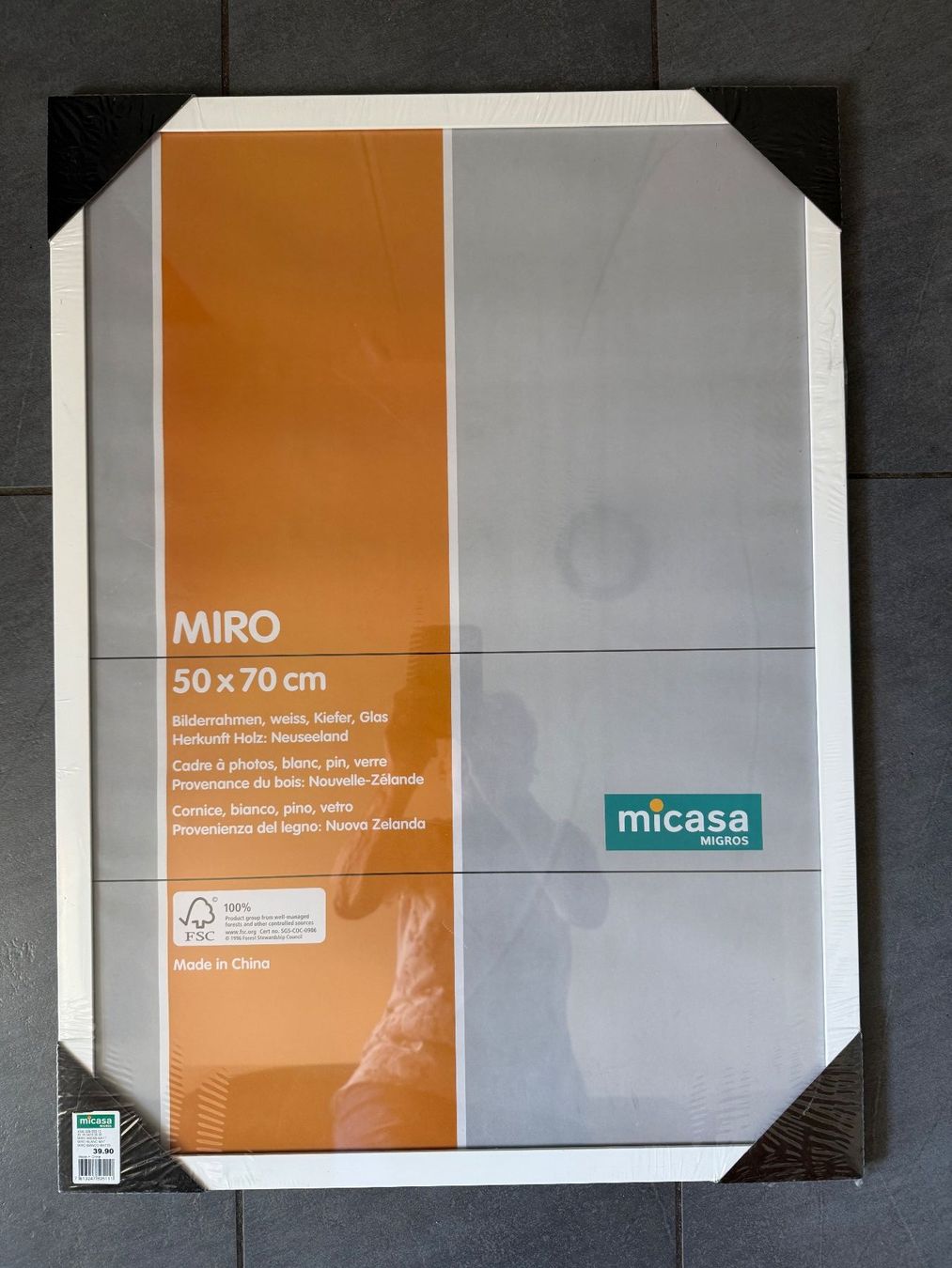 Micasa Cornici: Bilderrahmen Holz weiss  mit Glas  50 x 70 cm – Nuovo e nell'imballaggio originale da Subingen venduto da ArtBead