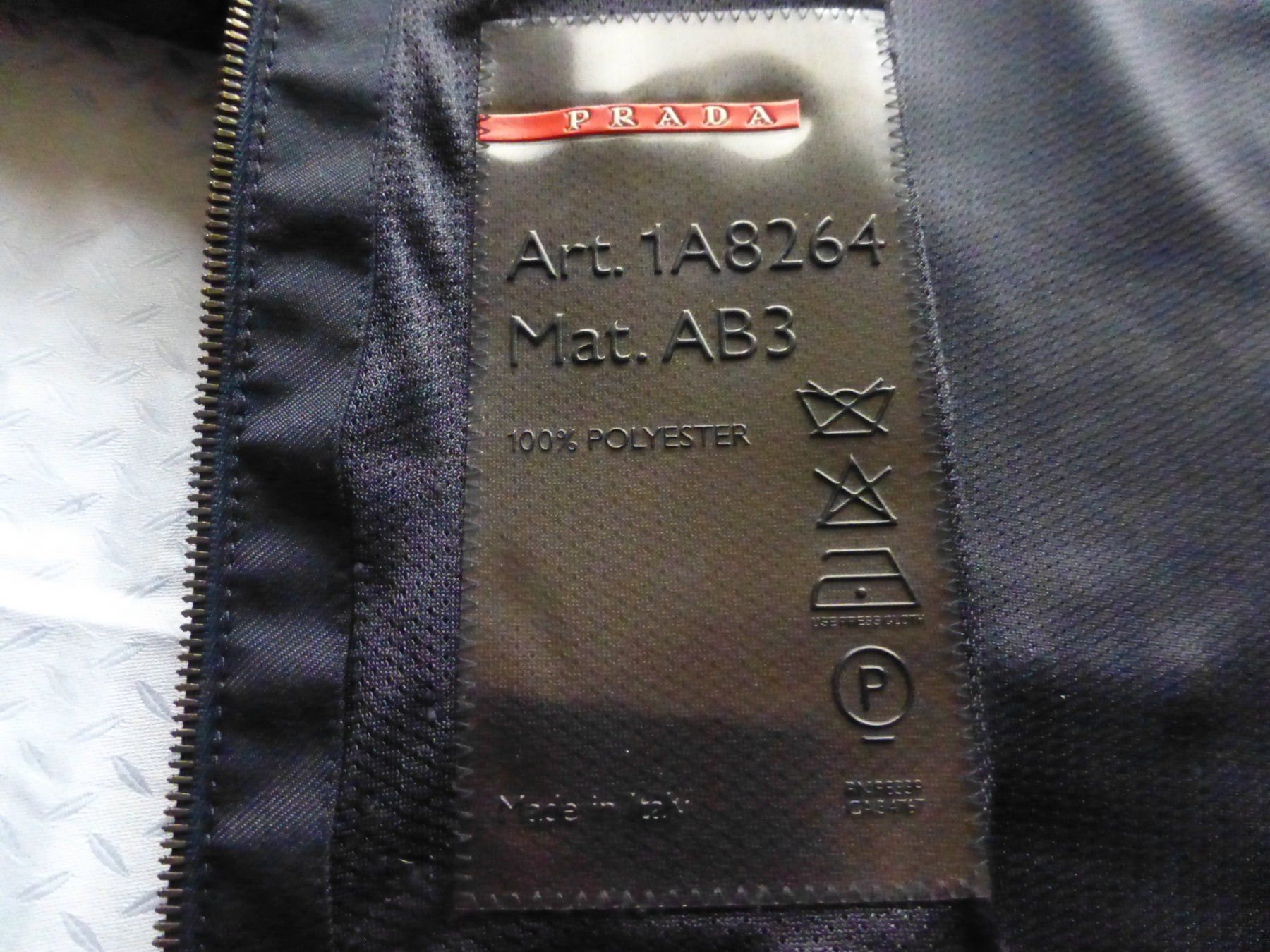 Prada Vestes: Jacke für Damen von Prada – D'occasion à Würenlingen par drago56 2