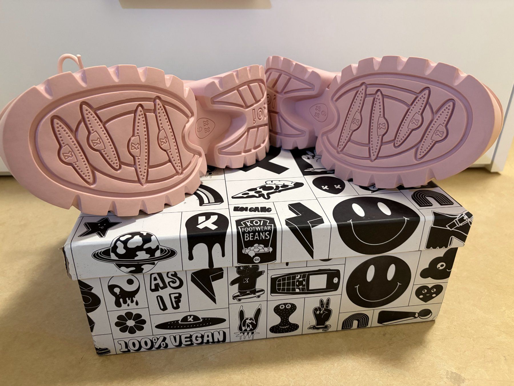Chaussures hommes: Melanie Martinez Cake Shoes EU 39 – Neuf (Voir description) à Zürich par Nexaro 3
