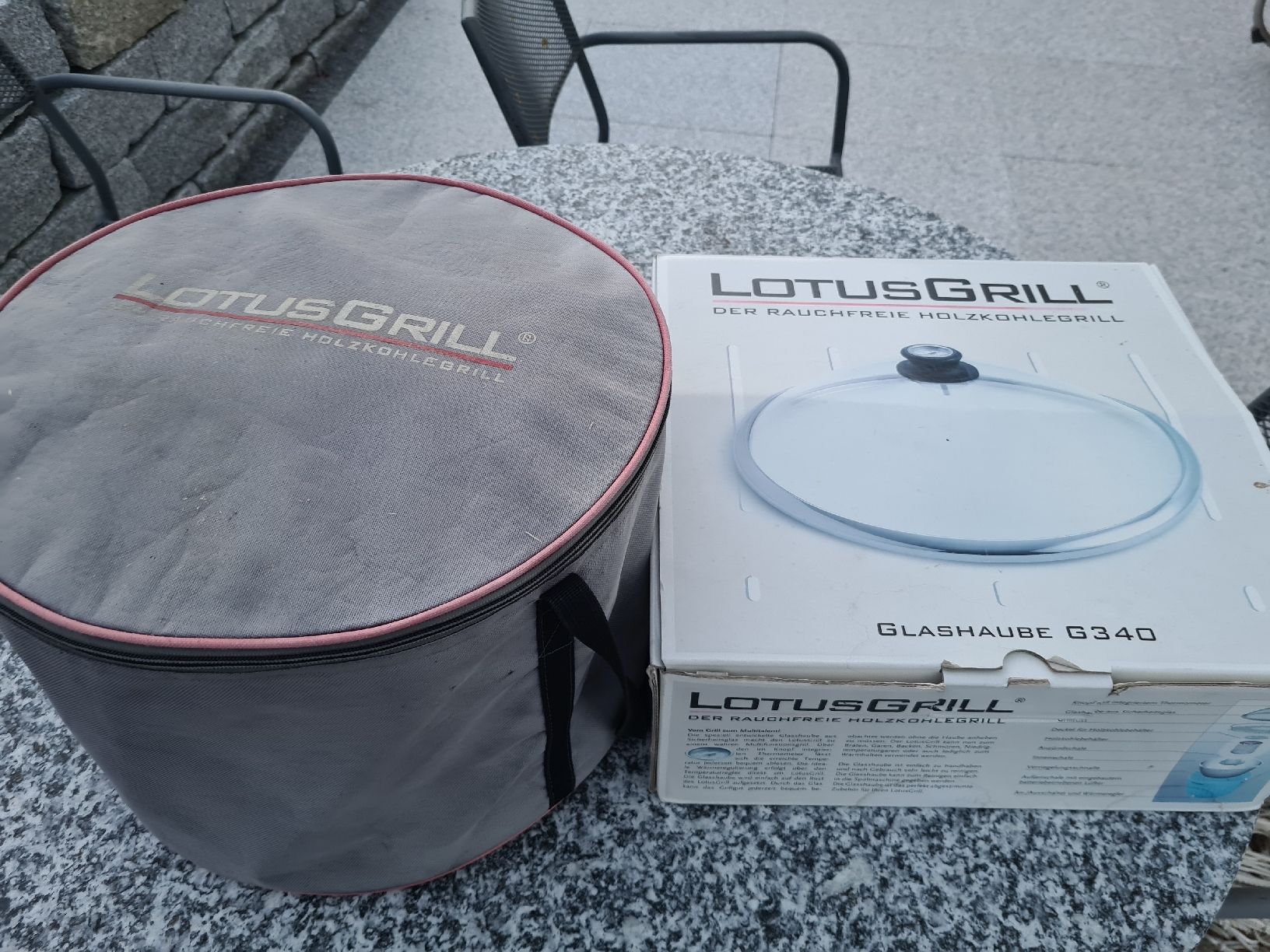 Grils: Lotusgrill mit Deckel, Holzkohlengrill – D'occasion à Waldkirch par Hypertenuse 7