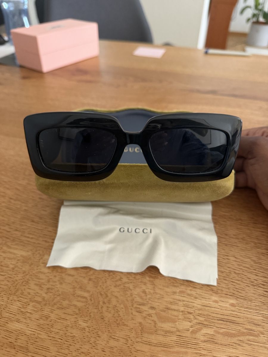 Gucci Occhiali & Lenti: Gucci sunglasses – Nuovo (secondo la descrizione) da Jona venduto da Dearr 2