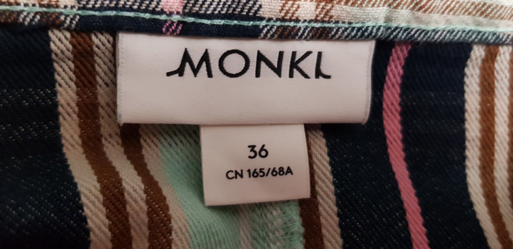 Monki Jupes: Rock, Monki, Gr. 36 – D'occasion à Uster par Astral 4