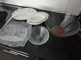 Geschirr & Servierschalen 
