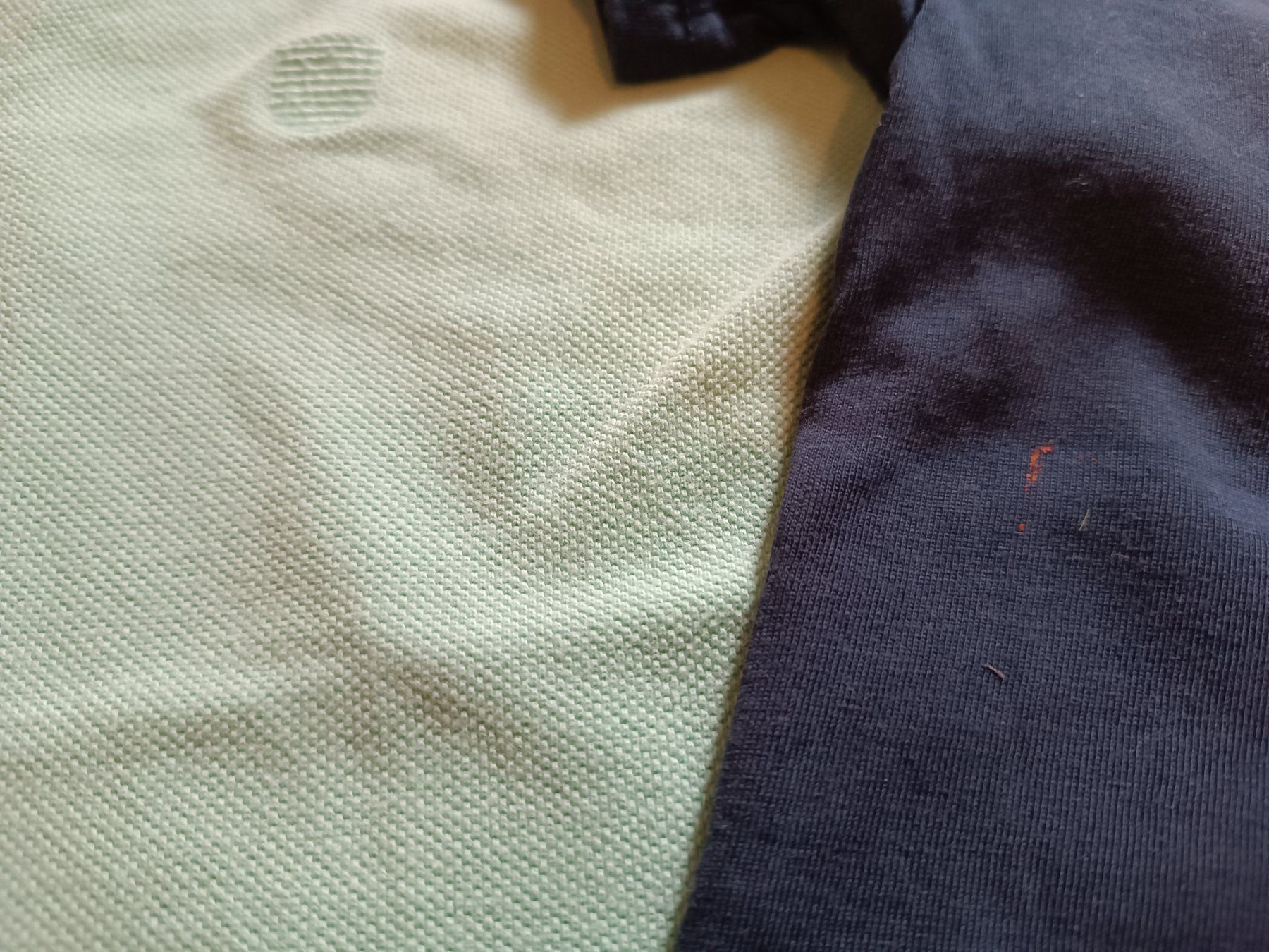 H&M Camicie, T-shirt & Polo: 2 T-shirts – Usato da Basel venduto da mon_7m8h 3