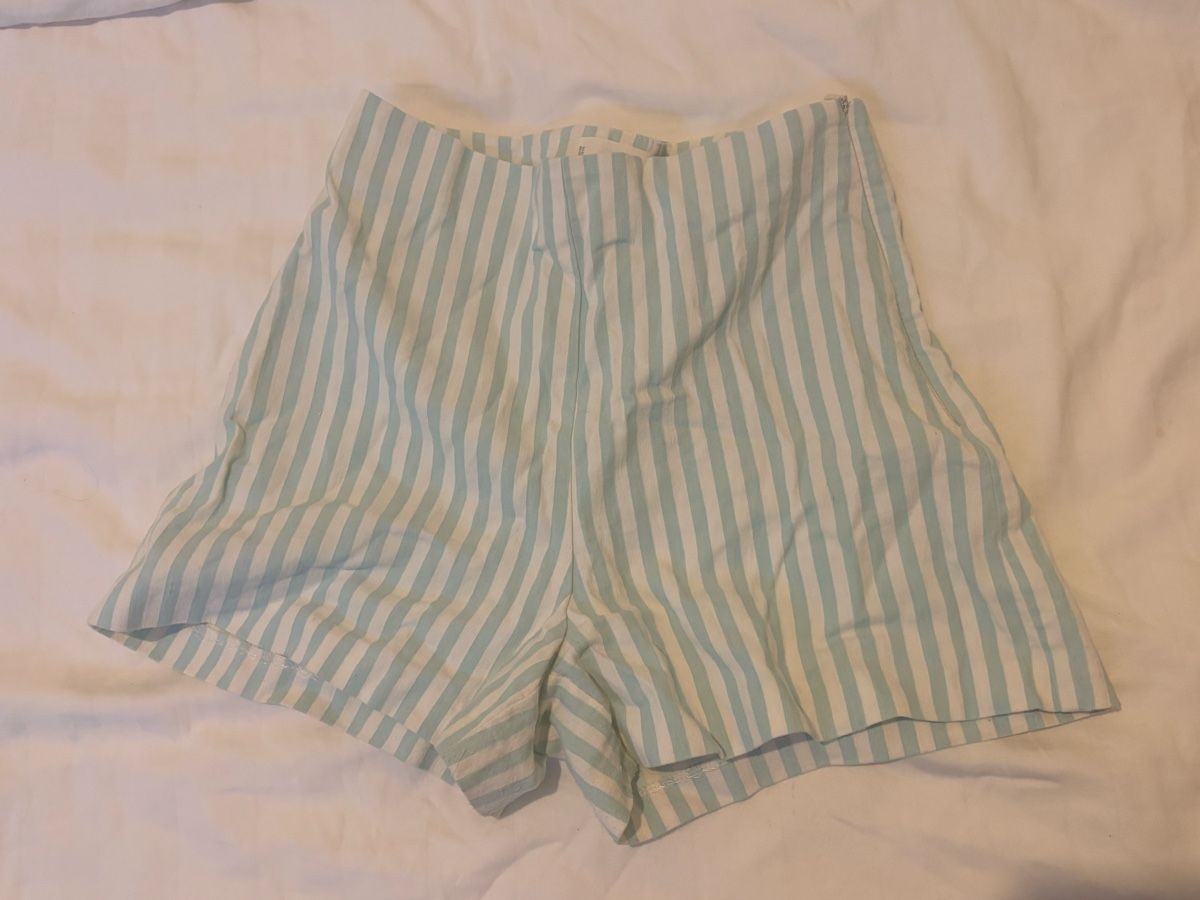 Mango Pantalons: Short – D'occasion à Allens par Bar_vgw6